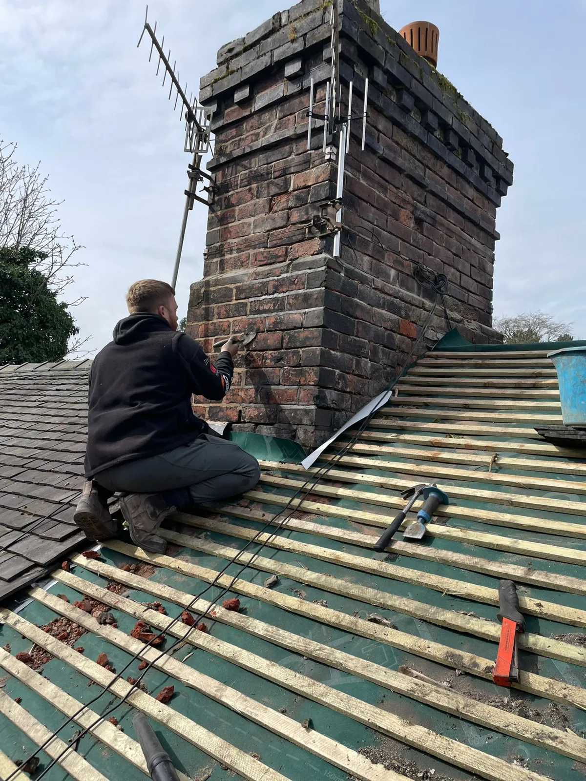 Chimney Repairs & Repointing